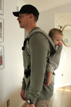 Load image into Gallery viewer, Coco Houndstooth - Woven Jacquard (7-35 lbs)