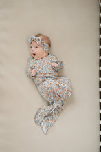 Load image into Gallery viewer, Dainty Meadow Bamboo Head Wrap