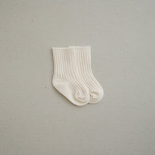 Load image into Gallery viewer, Mebie Crew Socks