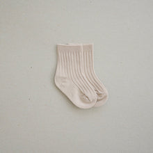 Load image into Gallery viewer, Mebie Crew Socks