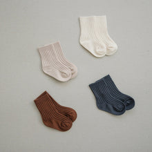 Load image into Gallery viewer, Mebie Crew Socks