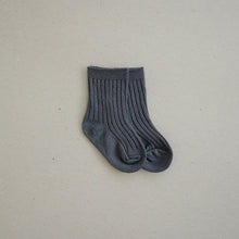Load image into Gallery viewer, Mebie Crew Socks