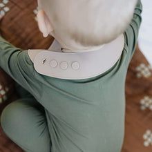 Load image into Gallery viewer, Silicone bibs