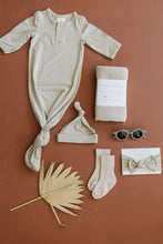 Load image into Gallery viewer, Oatmeal Bamboo Newborn Knot Hat
