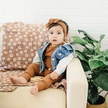 Load image into Gallery viewer, Mebie Baby Hooded Jean Jacket
