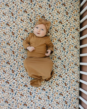 Load image into Gallery viewer, Harvest Floral Muslin Crib Sheet
