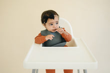 Load image into Gallery viewer, Silicone bibs
