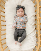 Load image into Gallery viewer, Dainty Meadow Ruffle Sleeve Bamboo Bodysuit
