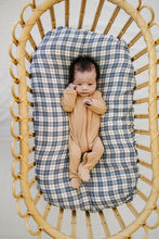 Load image into Gallery viewer, Latte Ribbed Bamboo Zipper
